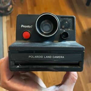 VINTAGE POLAROID PRONTO SX-70 LAND CAMERA INSTANT CAMERA UNTESTED